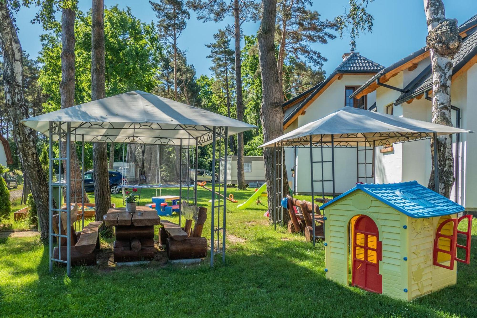 Lesna Chata Jarosławiec Esterno foto